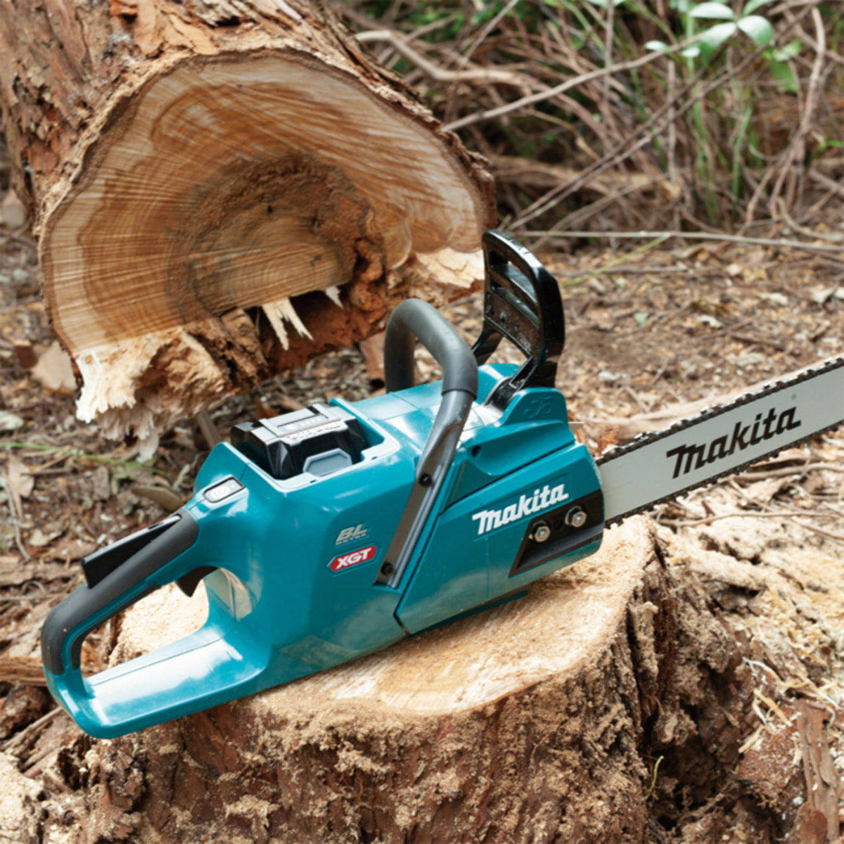 Motosierra individual 40cm 40V Max - sin batería MAKITA - UC012GZ01