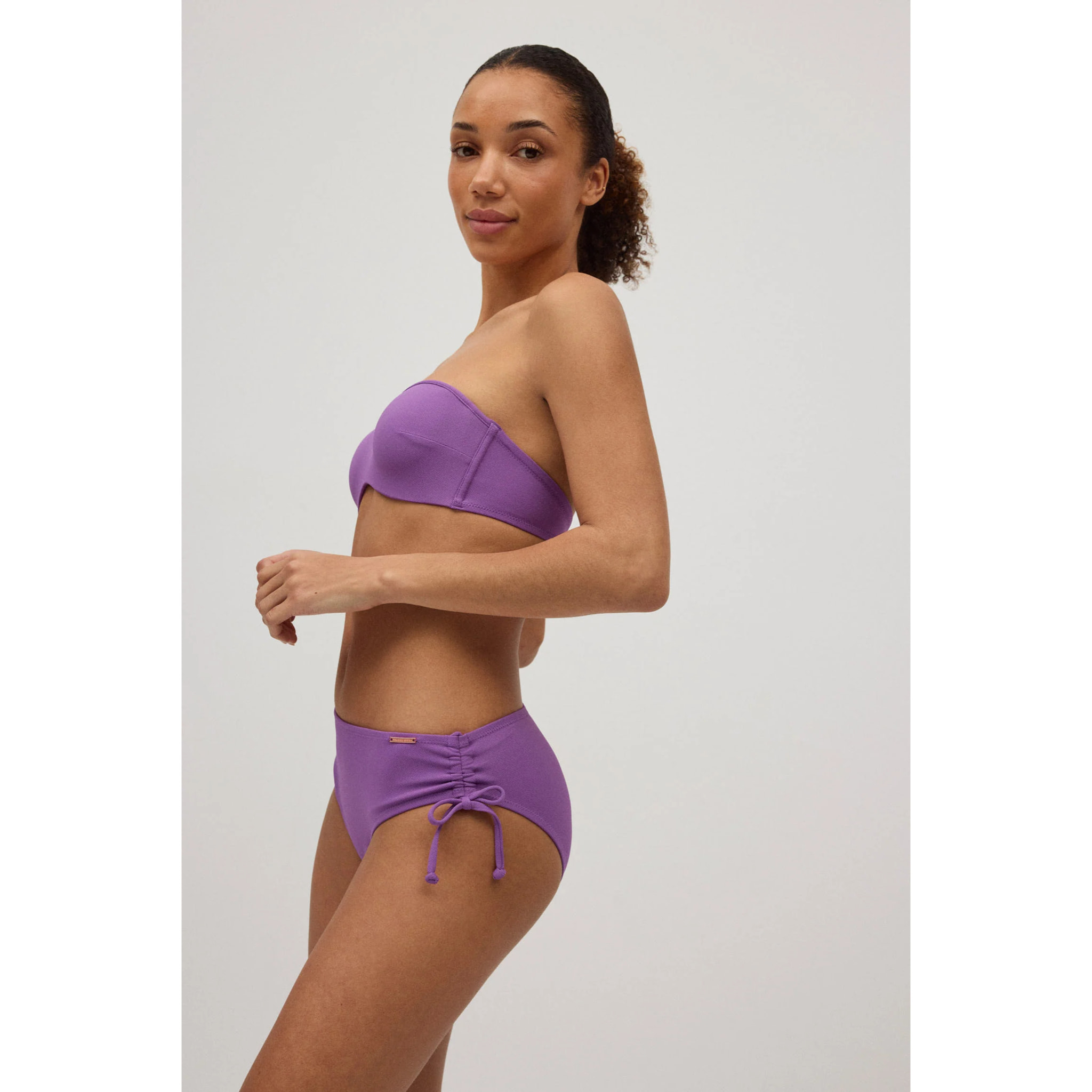 Slip bikini midi riducente in micropiqué viola