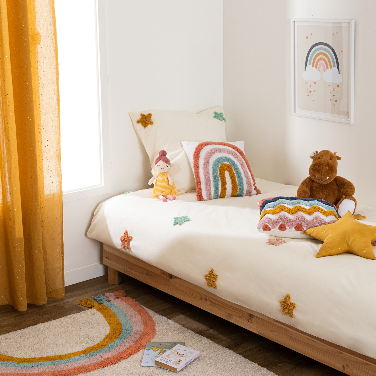 Coussin enfant "Arc - en - ciel" - coton - 40x40 cm