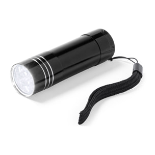 Linterna Conny de aluminio con 9 LEDs de alto poder de iluminación, pulsador protegido y cinta de transporte.