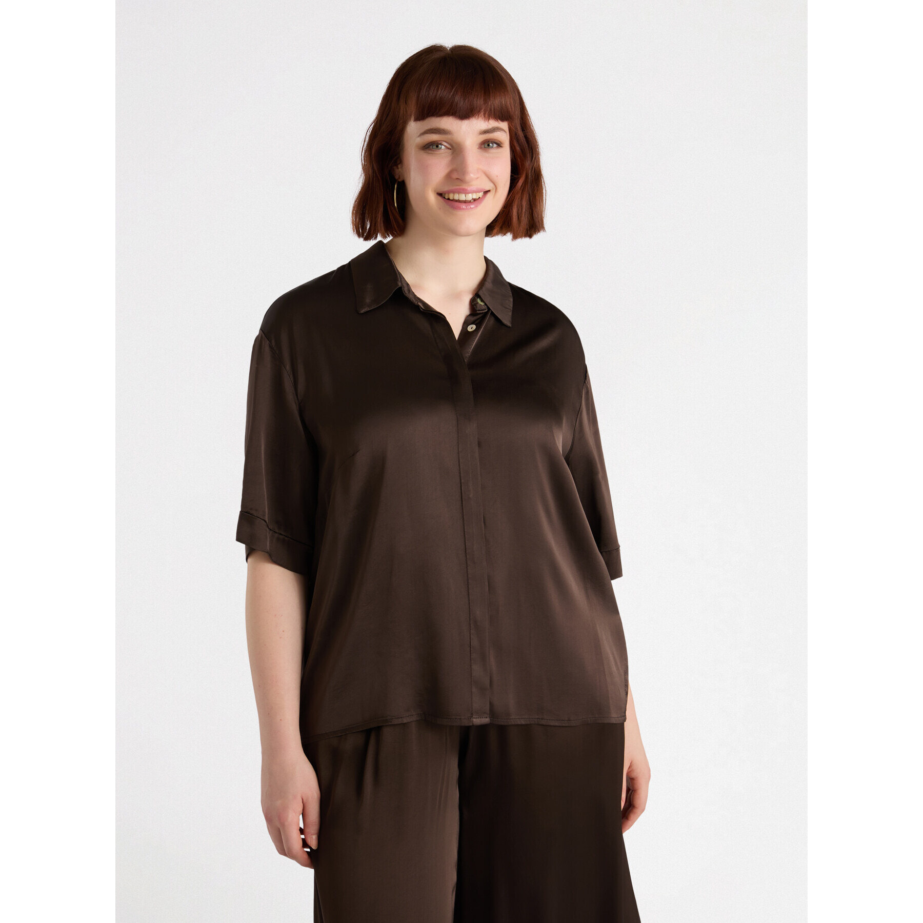 Fiorella Rubino - Camisa de satén elástico - Marrón