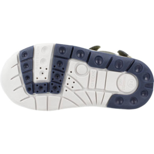 Sandalias Niño de la marca GEOX  modelo B S.MULTY B.B VERDE