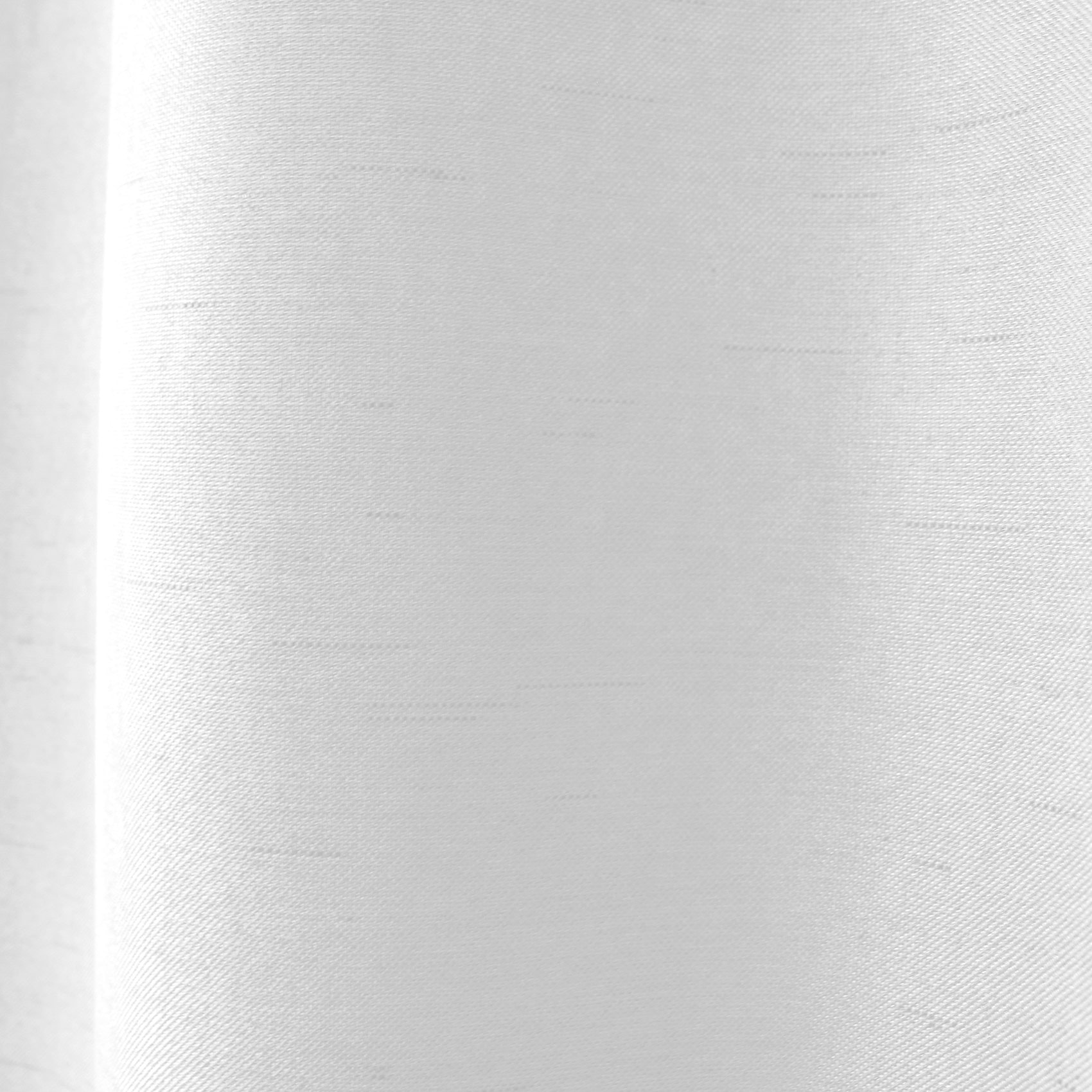 Rideau occultant uni et fileté - Blanc