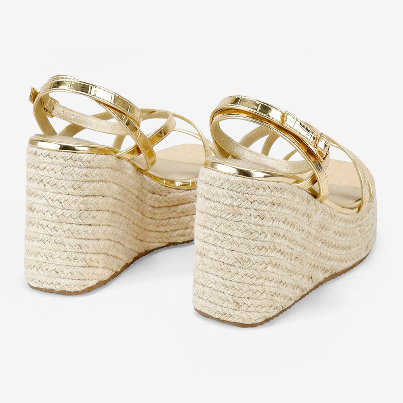 Sandalias de cuña doradas con plataforma de esparto