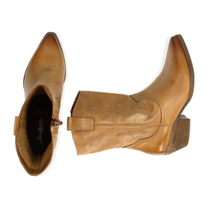 Camperos cognac in pelle, tacco 4,5 cm