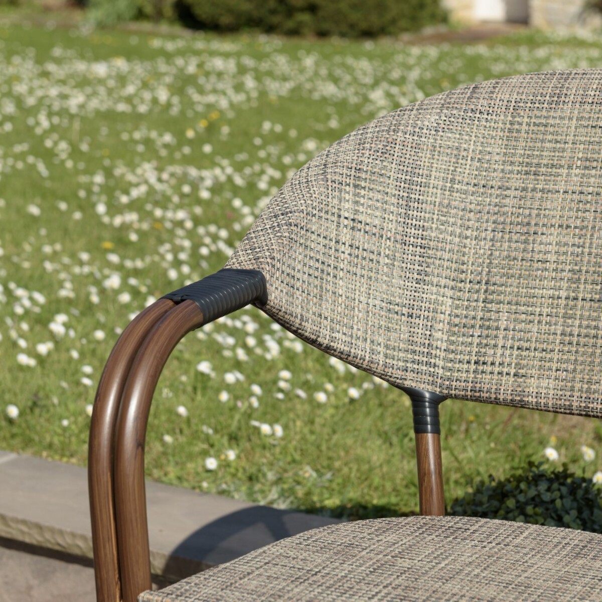 VIANNEY - Lot de 2 chaises de jardin bistrot en acier textilène taupe