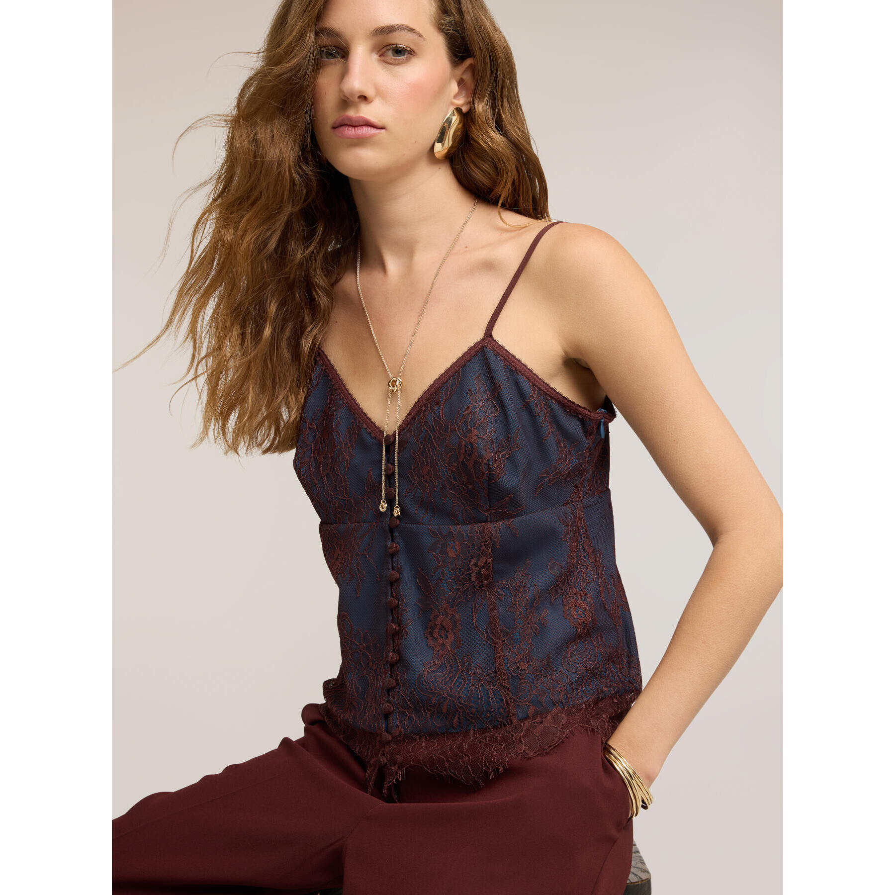 Motivi - Top in pizzo con sottoveste e orlo smerlato - Blu