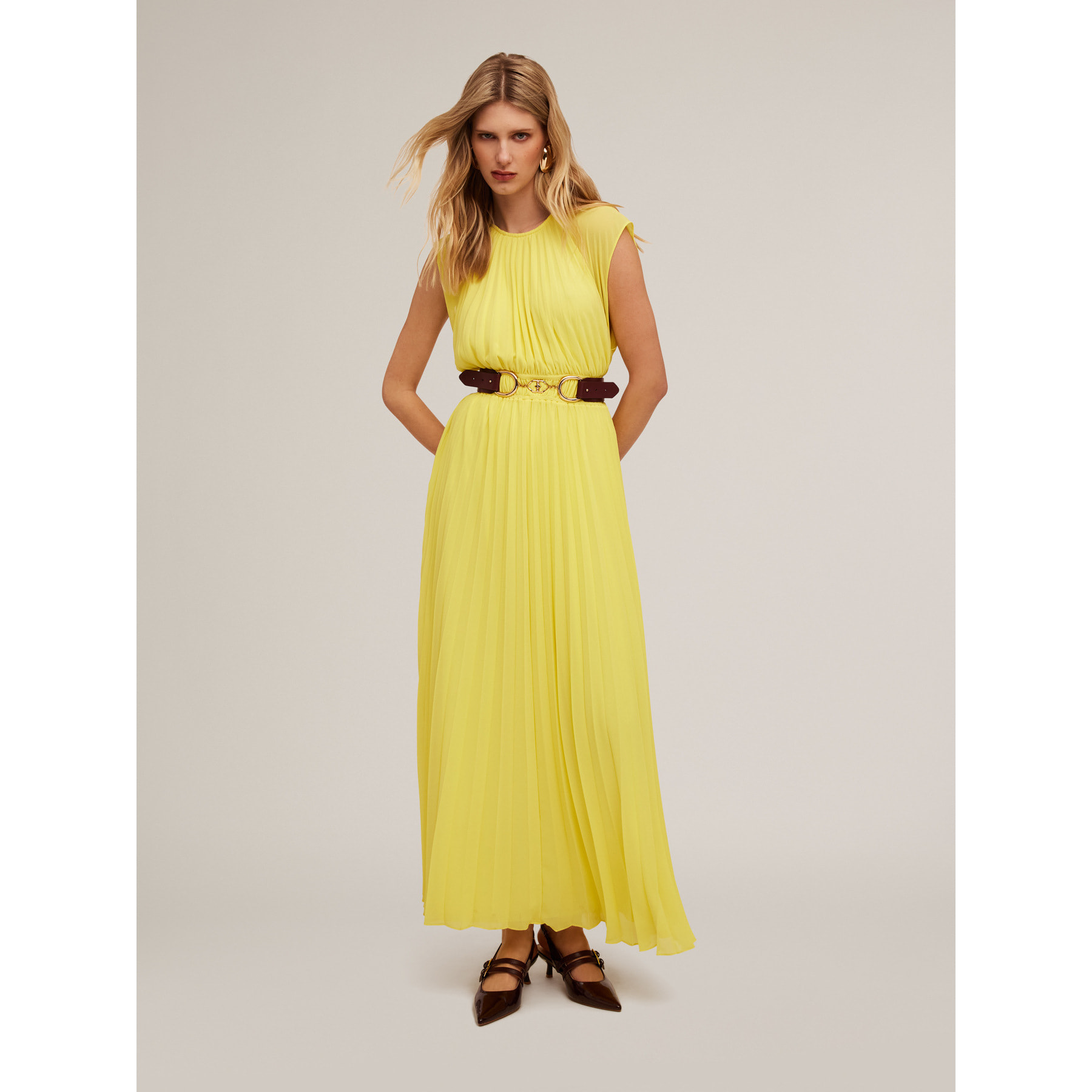 Motivi - Vestido largo plisado - Amarillo