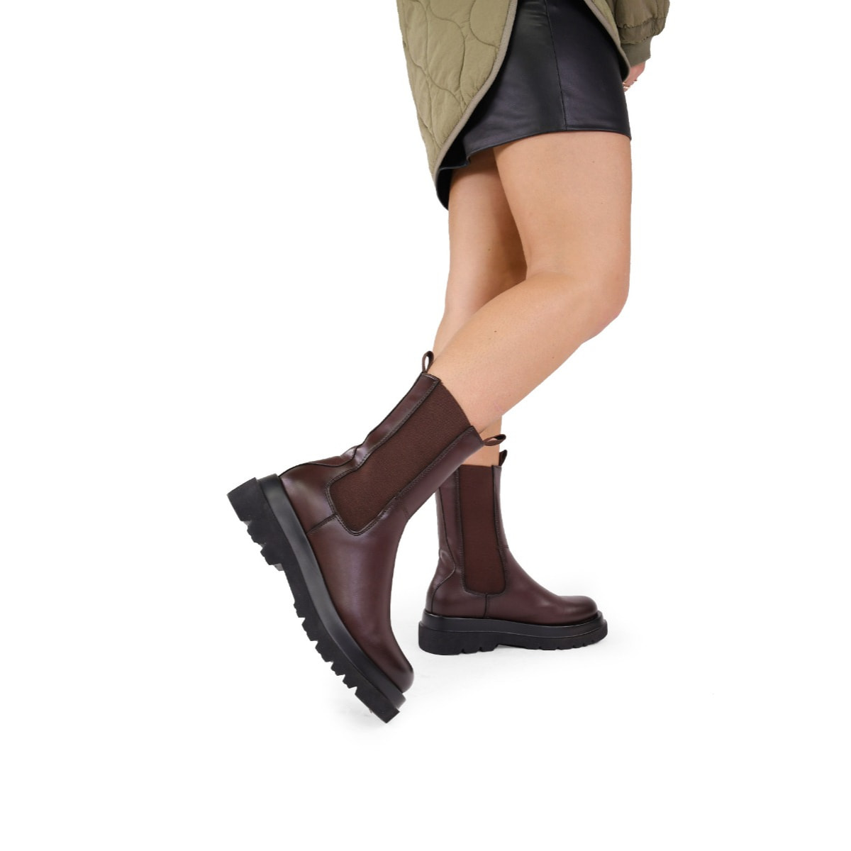 Botas chelsea marrones con doble suela