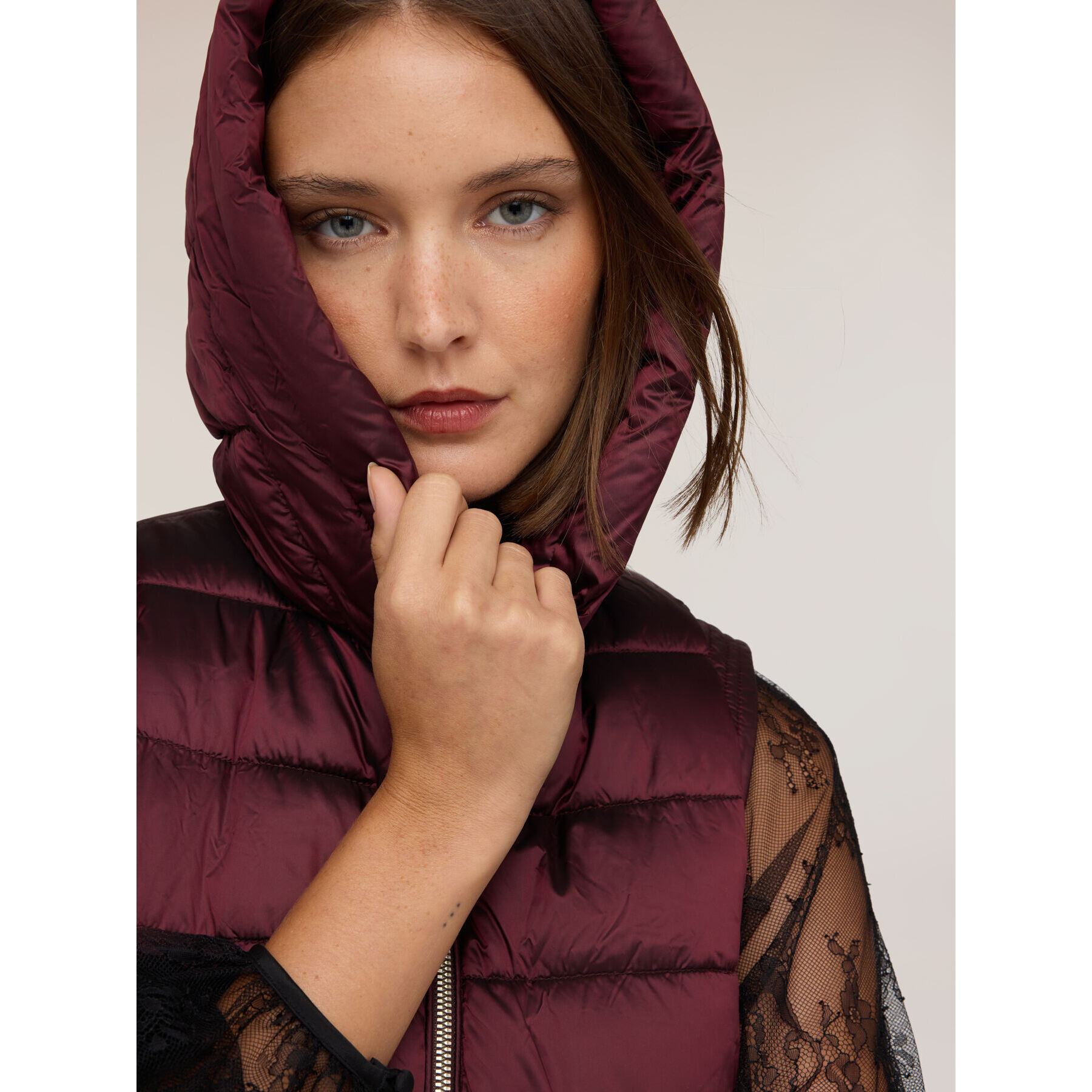 Motivi - Gilet con cappuccio imbottito - Viola