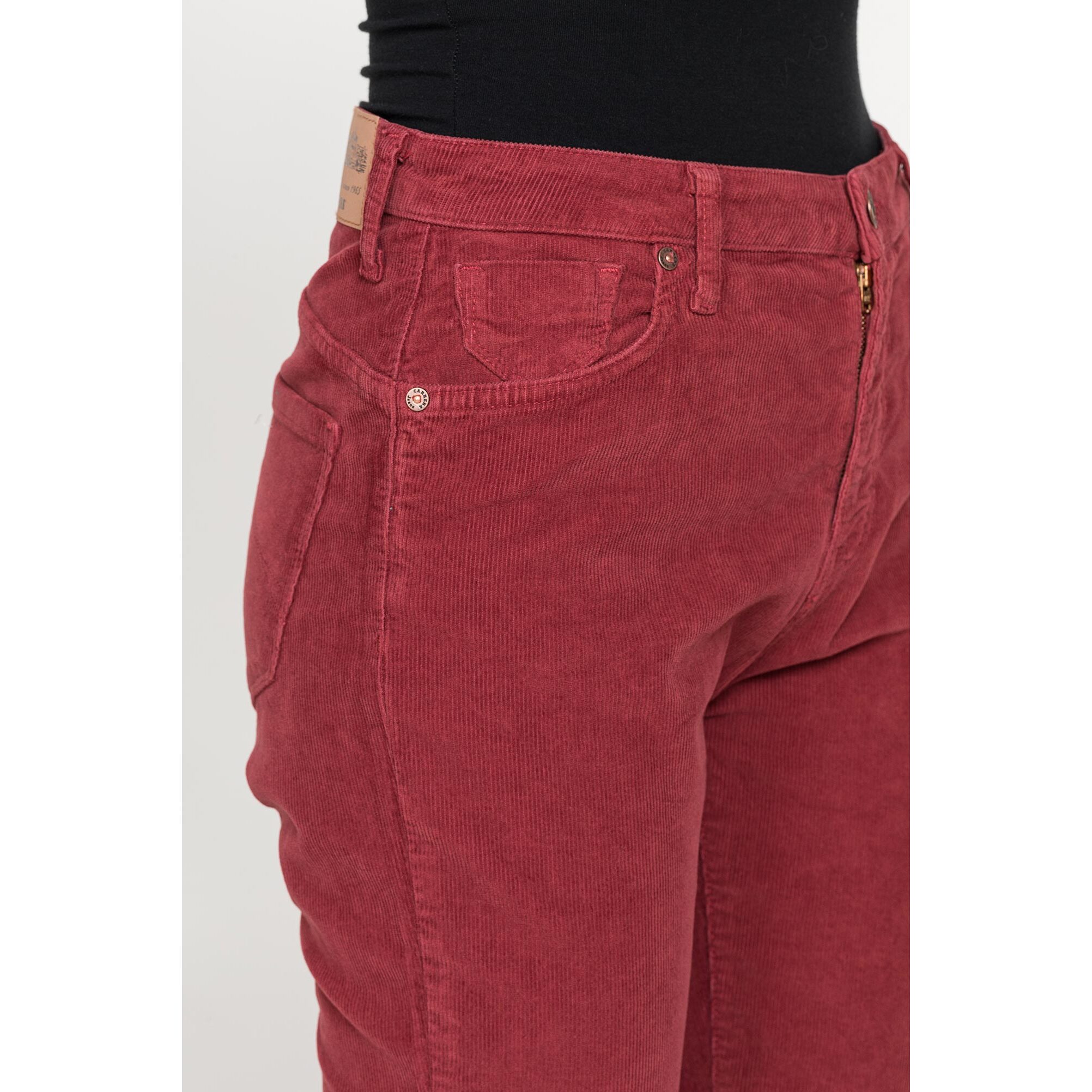 PANTALONE IN VELLUTO STRETCH MOD. 753. Vita alta gamba regolare.