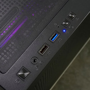 PC Gamer MRED CBT100-01 - AMD Ryzen 7 8700F - AMD Radeon RX 9060 XT - 32 Go RAM DDR5 - SSD 2 To