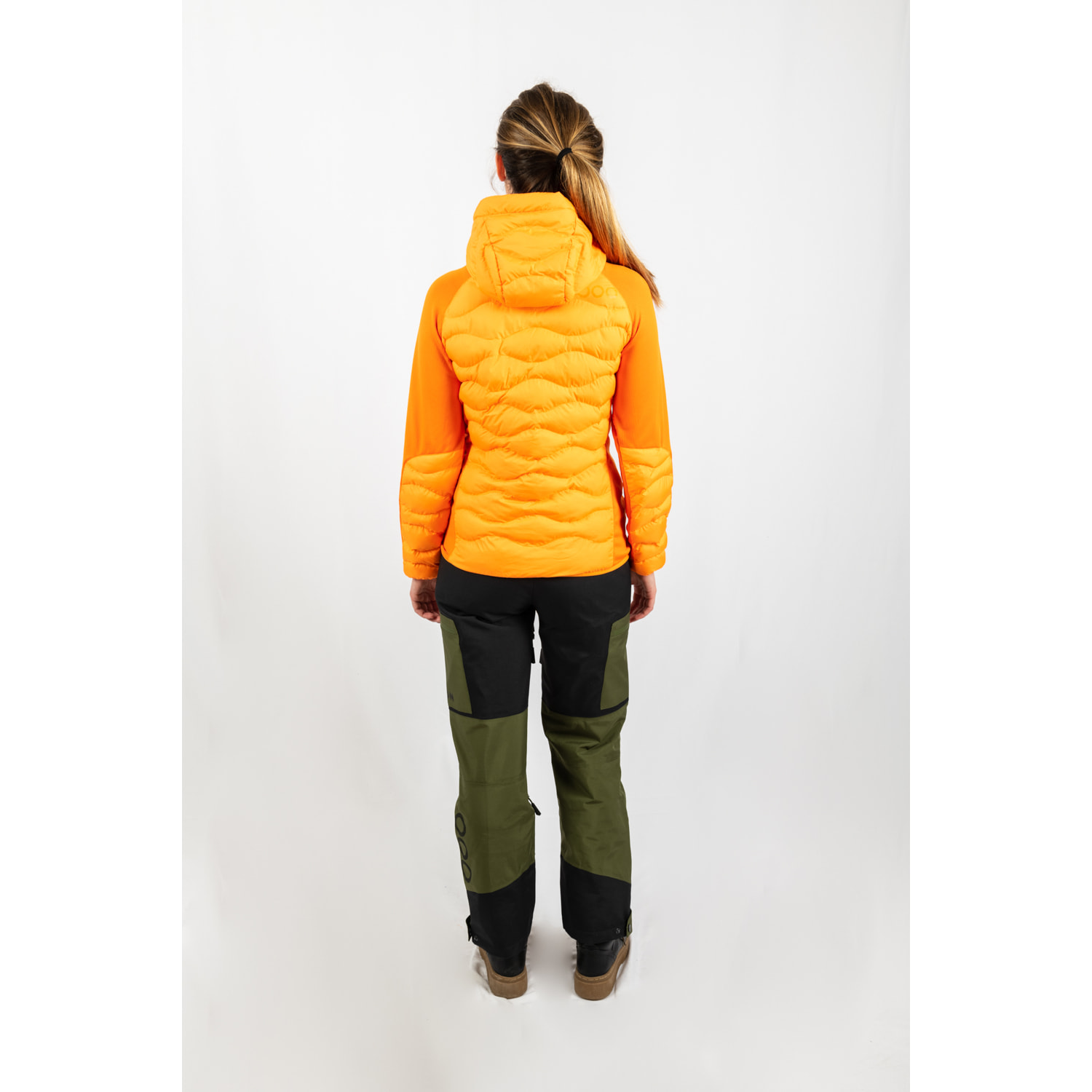 Chaqueta ECOActive Hybrid Insulated Jacket with cap Women marca ECOON - Naranja