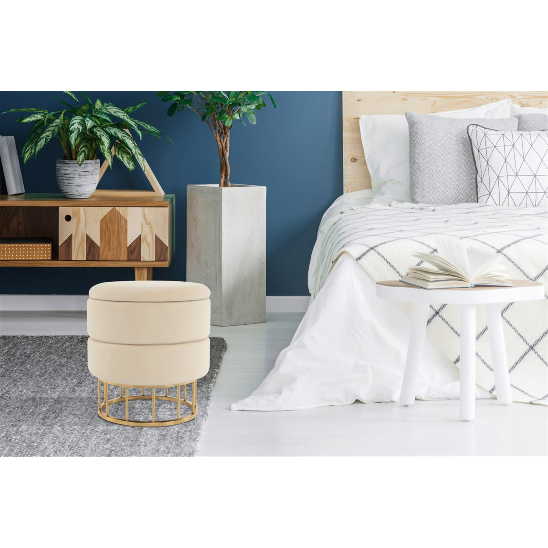Pouf contenitore Zero in velluto avorio e base oro