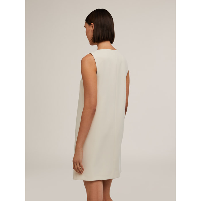 Motivi - Vestido de tubo con detalle de cadena metálica - Beige