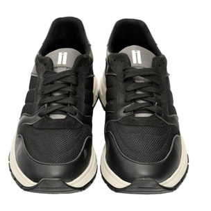 Sneakers in pelle