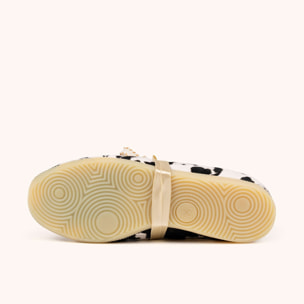 Sneakers de Estilo Fútbol Retro-Futuro con Estampado de Vaca Blanco y Negro MUNICH MUNDIAL STRADA COW 02