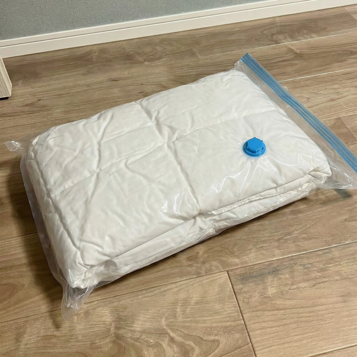 Housse Parfumée à  la Rose gain de place vide d'air 40x60cm Transparent MSV