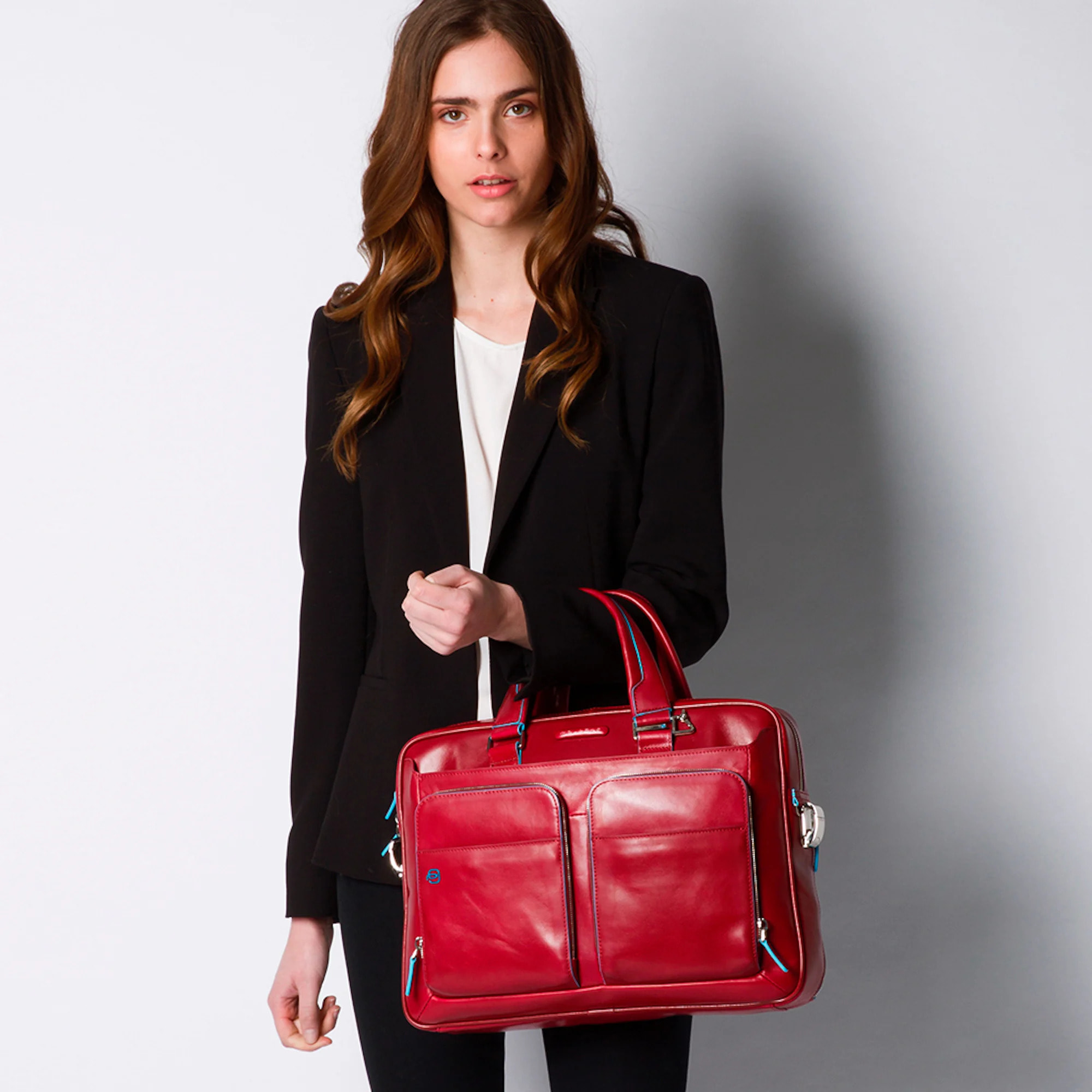 Piquadro Borsa porta pc e iPad®Pro 12,9 personalizzabile con protezione antiurto e tasca porta bottiglia