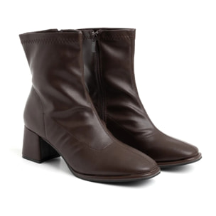 Tronchetto con gambale morbido e tacco quadrato - MARRONE