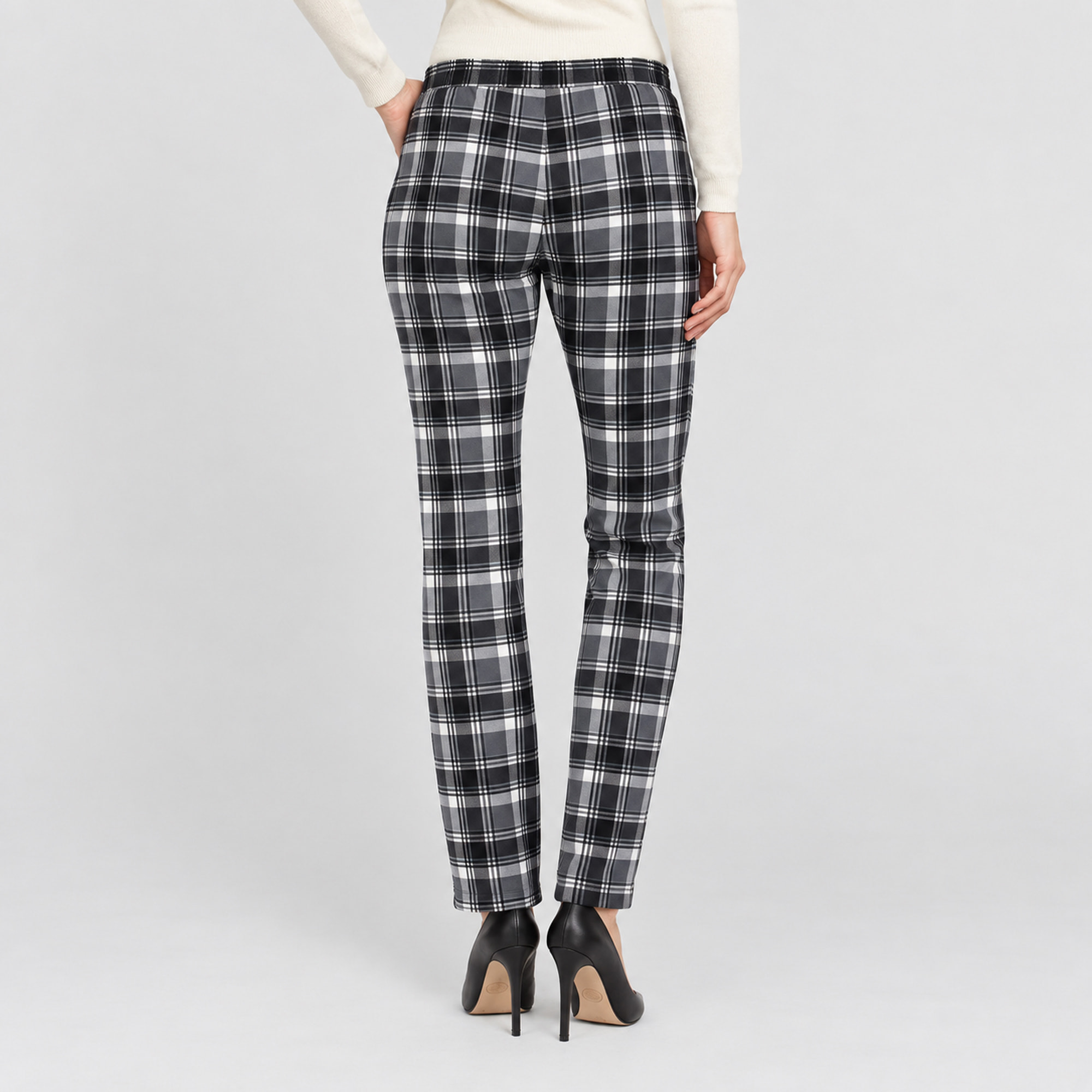 PANTALONE FLUIDO. MOD T771. Vita regolare e gamba regolare