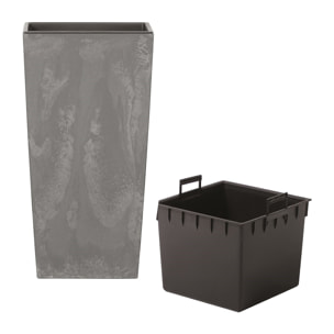 Maceta alta de plástico con depósito en color gris claro