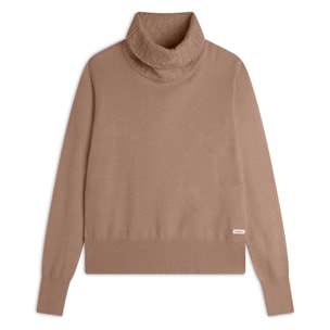 Maglia in tricot con collo alto lavorato a trecce