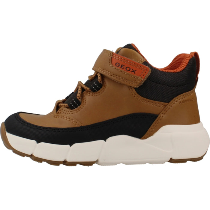 Zapatillas Niño de la marca GEOX  modelo B661KA 000ME B FLEXYPER MINI MARRON