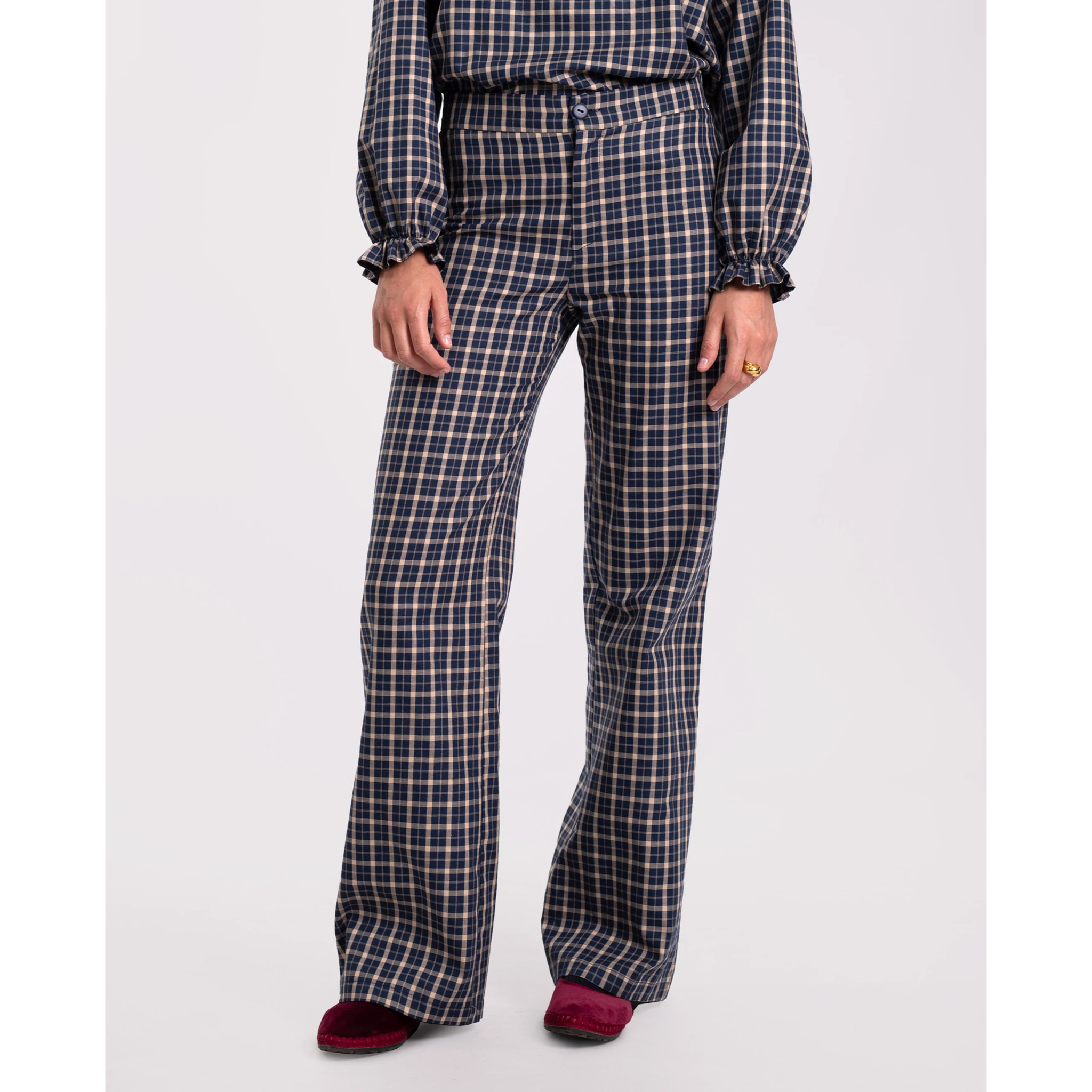 Pantalón recto de cuadros