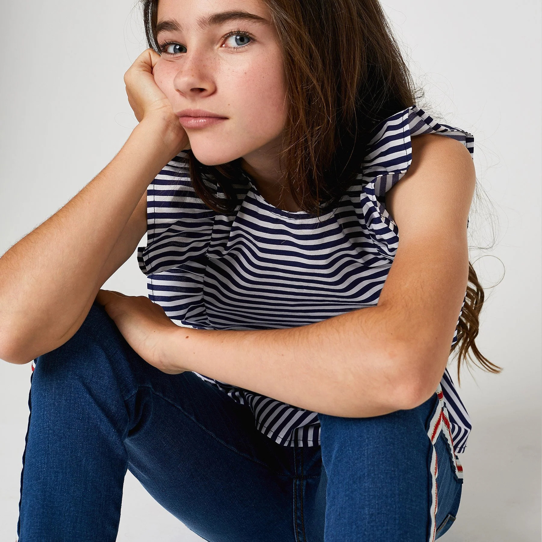 Jeans in denim medio con fascia laterale per ragazze