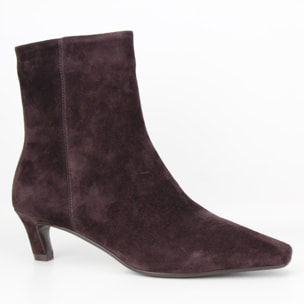 Botines en marrón. Tacón de 4,5 cm