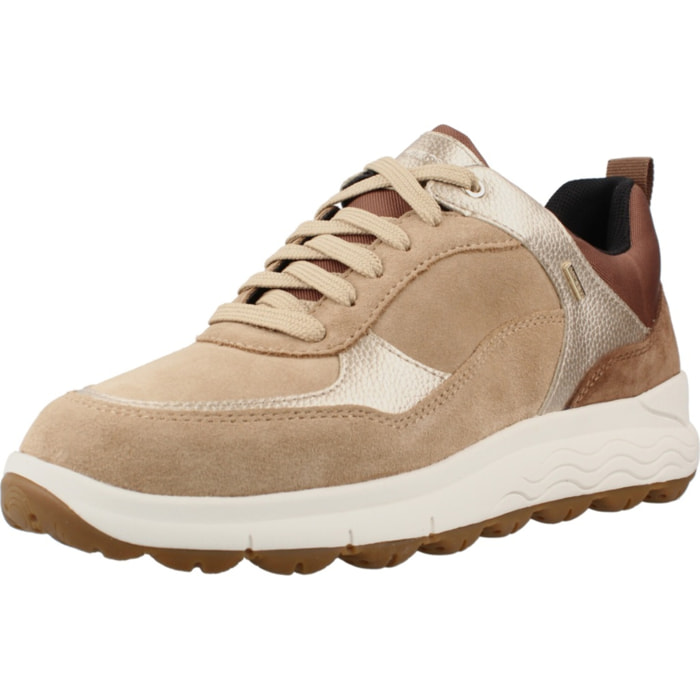 Sneakers de  Mujer de la marca GEOX  modelo D3626D 0227B MARRON