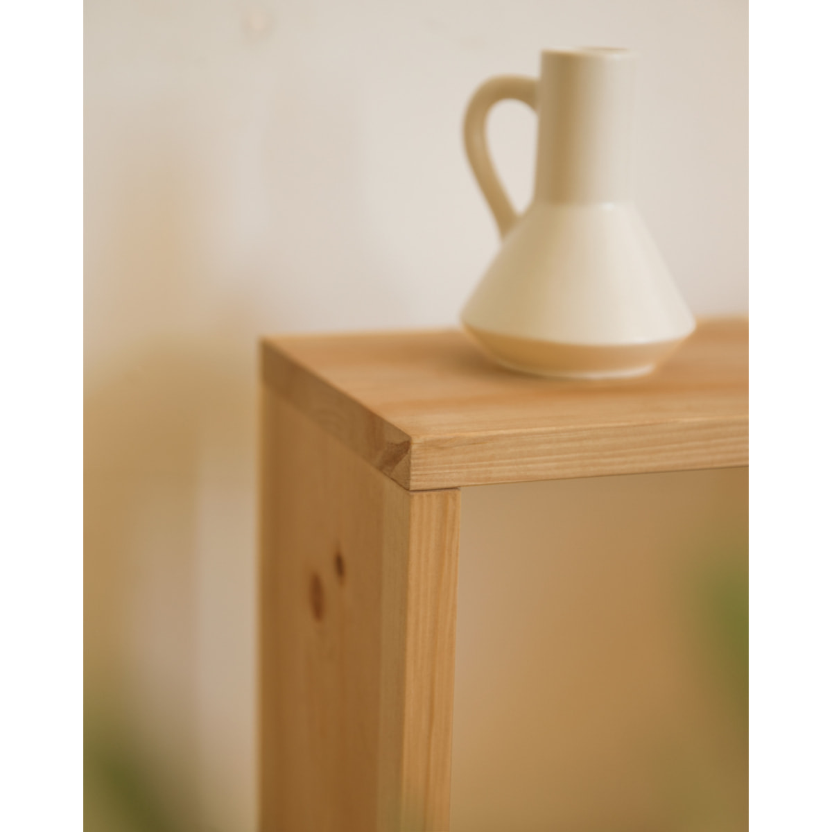Table de chevet en bois massif ton chêne moyen 40x20cm Hauteur: 40 Longueur: 40 Largeur: 20