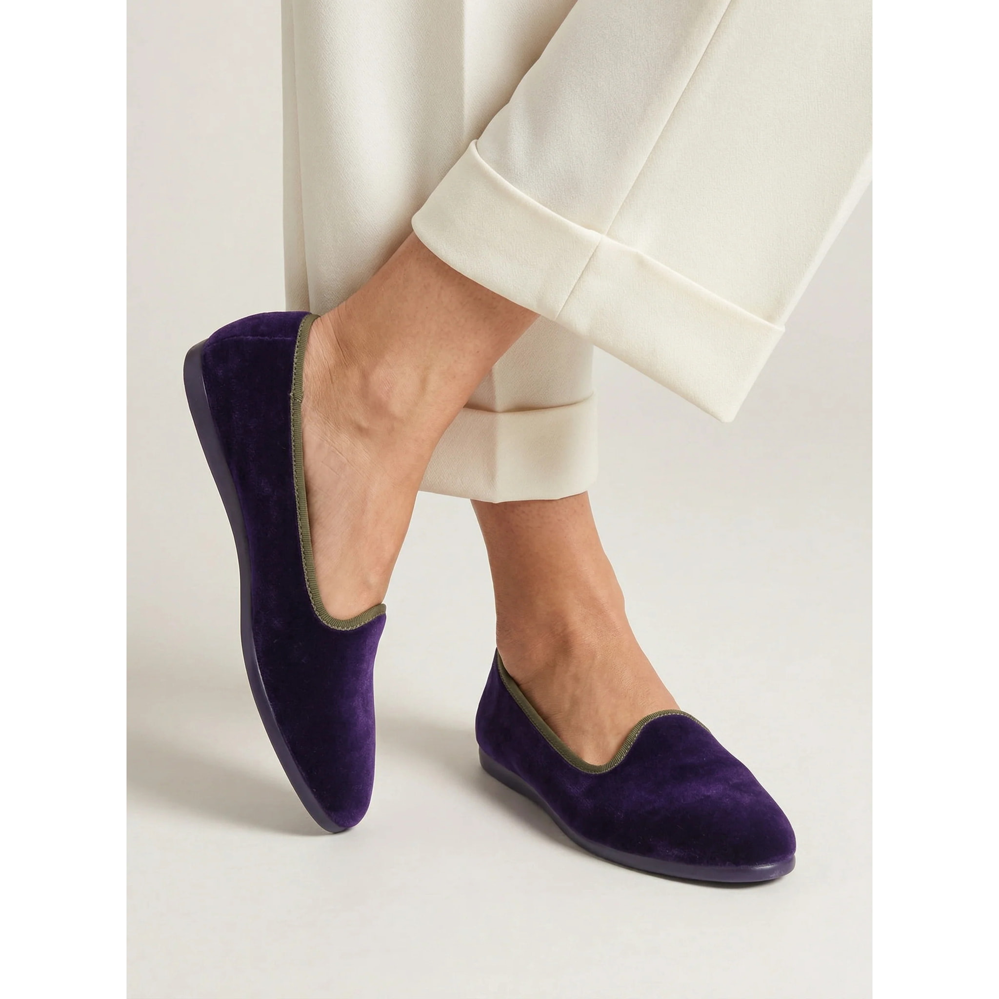 PAUSE PurpleKaki