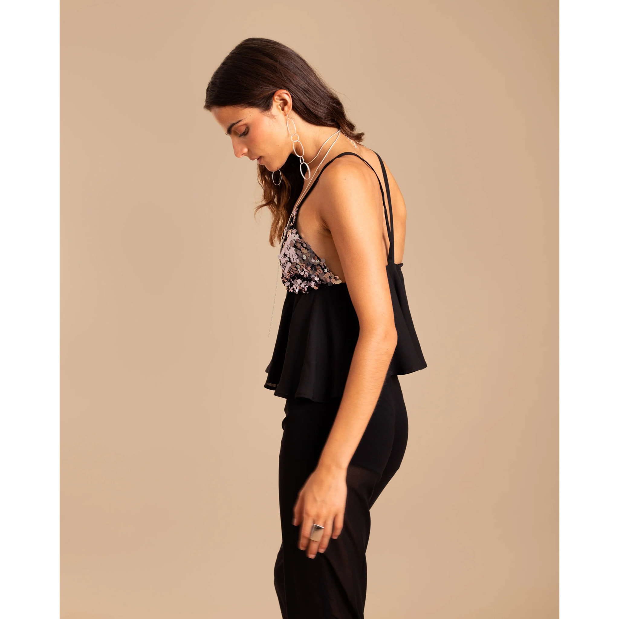 Top de mujer de tirantes con lentejuelas