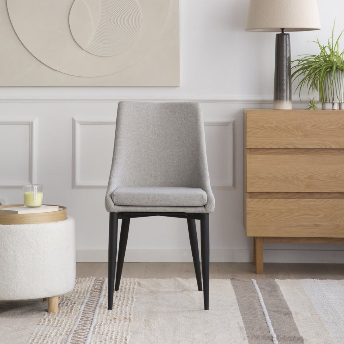 Chaise rembourrée Lauren -tapisserie et pieds métalliques-couleur gris 48 x 90 x 60 cm