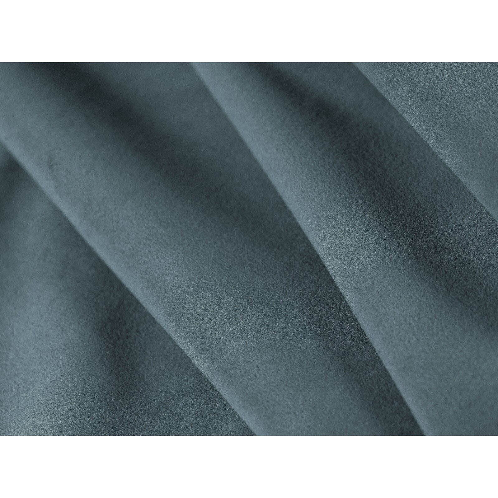 Pouf "Mackay" en velours bleu pastel
