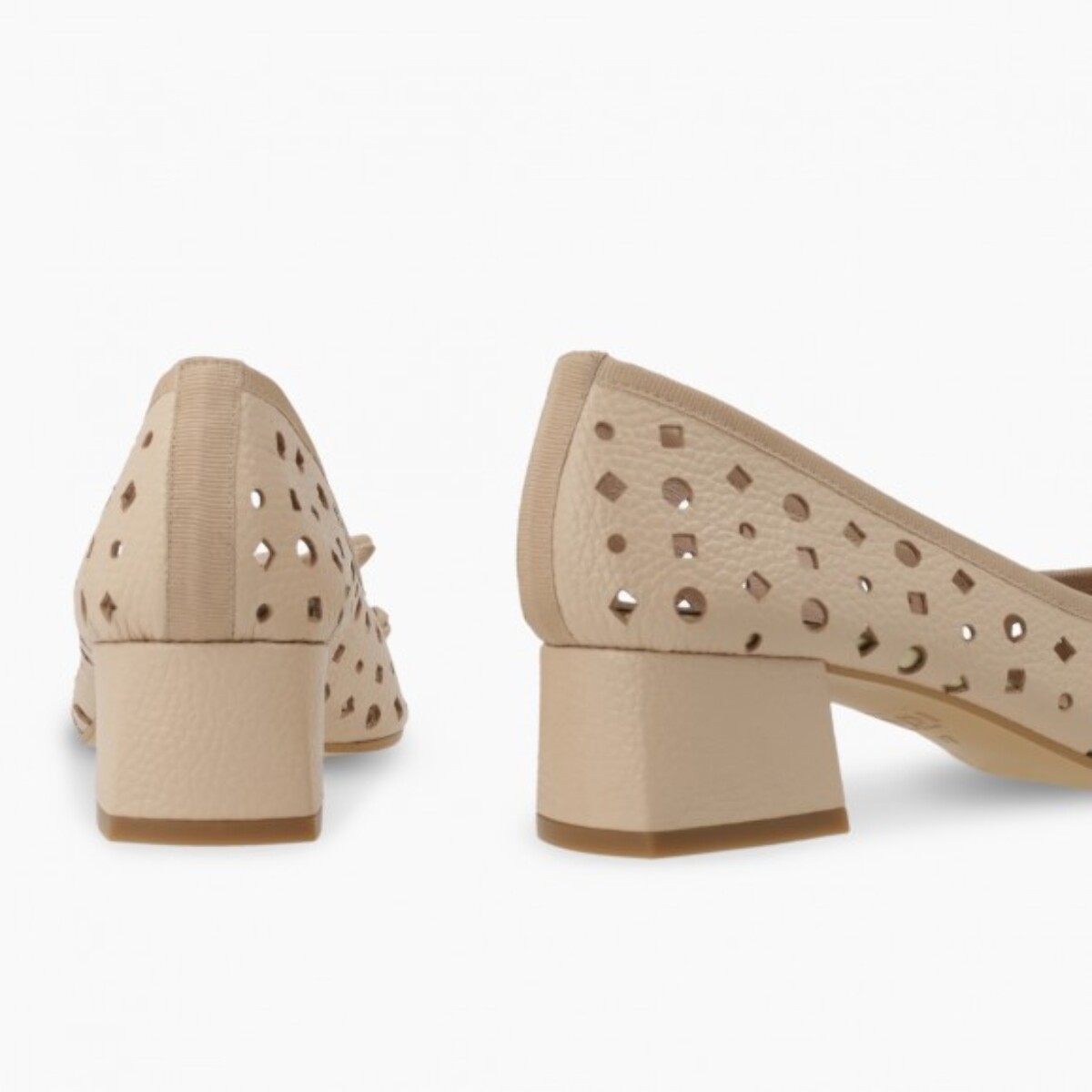 ZAPATOS DE SALÓN BEIGE DUNJA