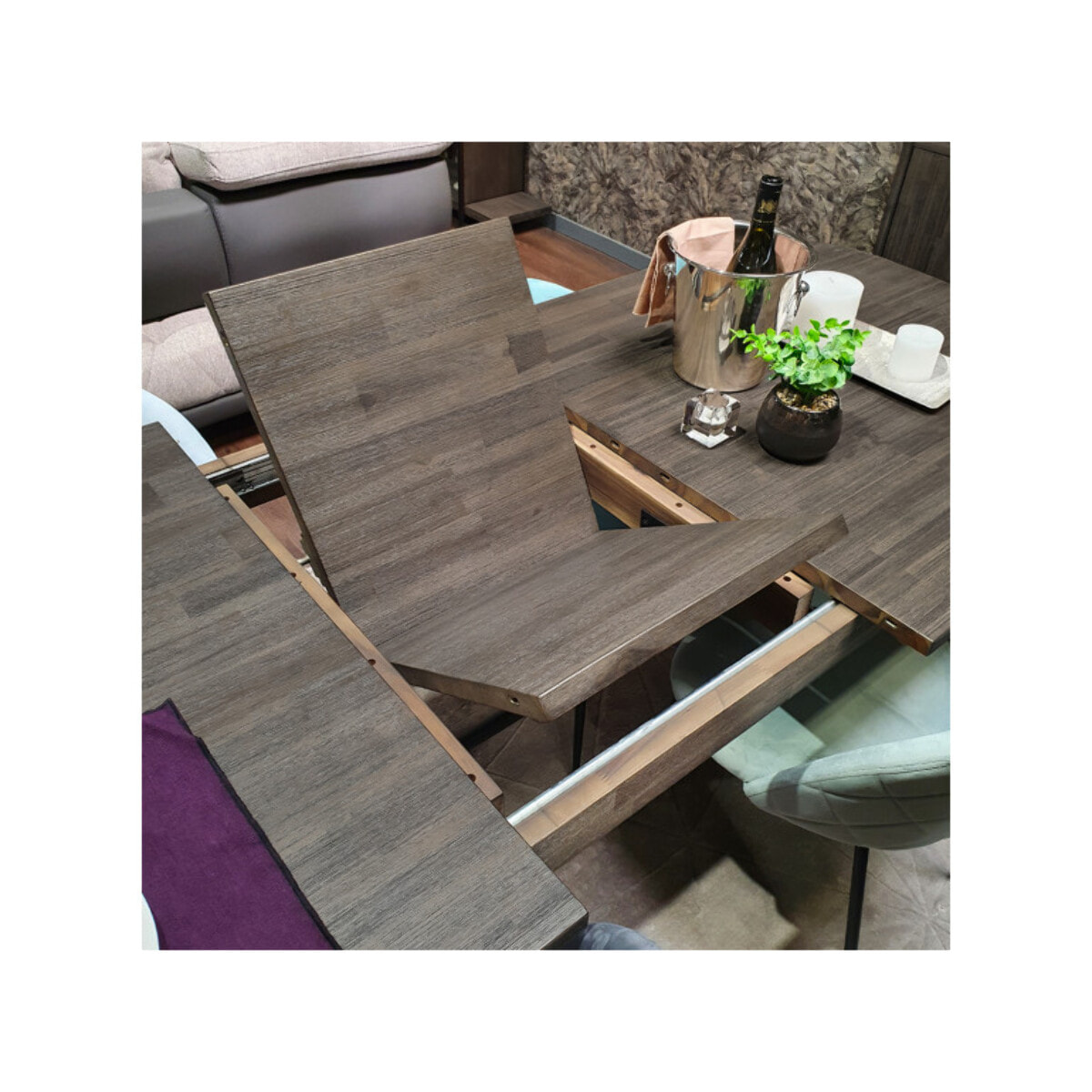 Table de repas extensible L180/220 cm en bois massif cendré et métal noir - BELLAGIO