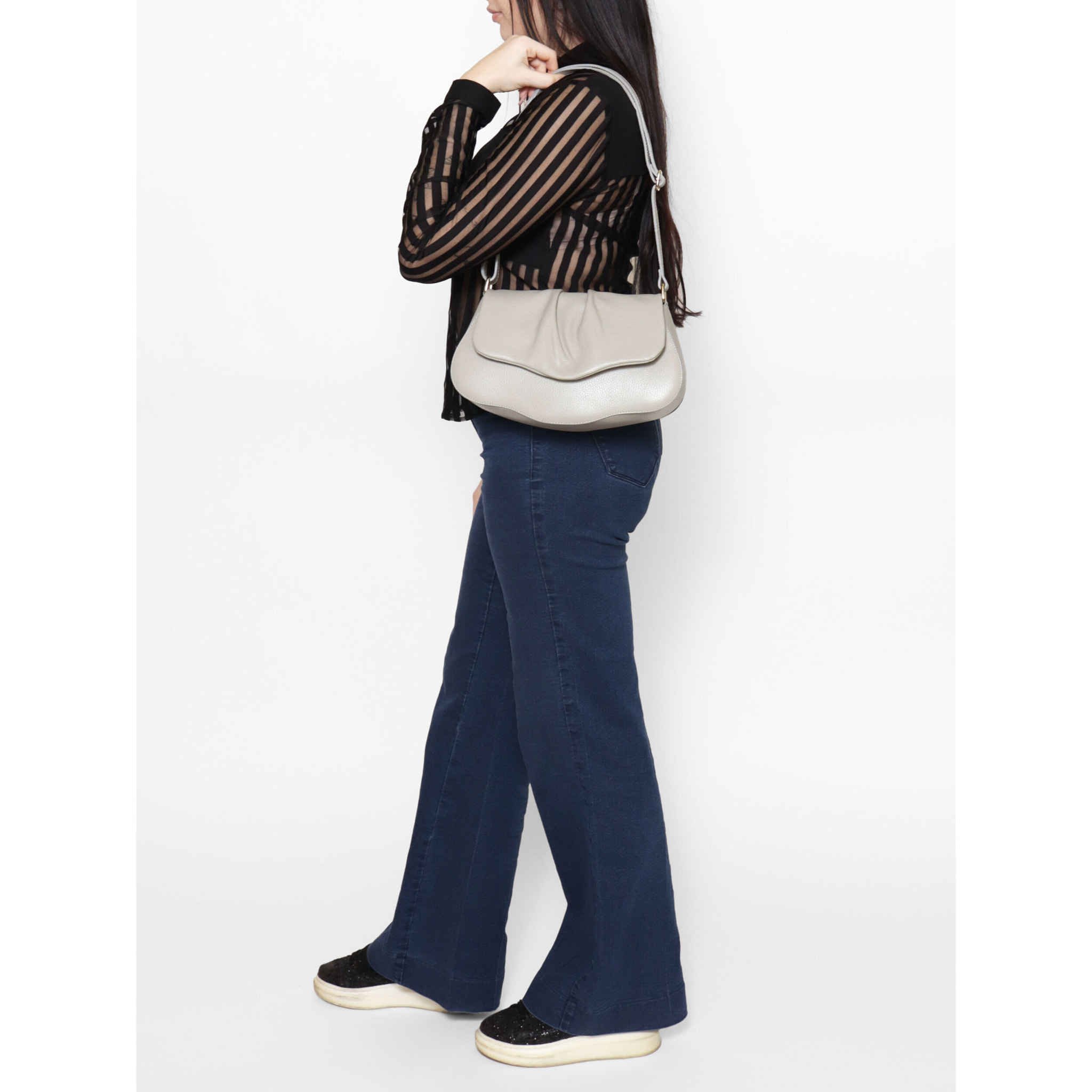 Borsa a spalla da donna In Vera pelle Made in Italy 30,5x19,5x9 cm