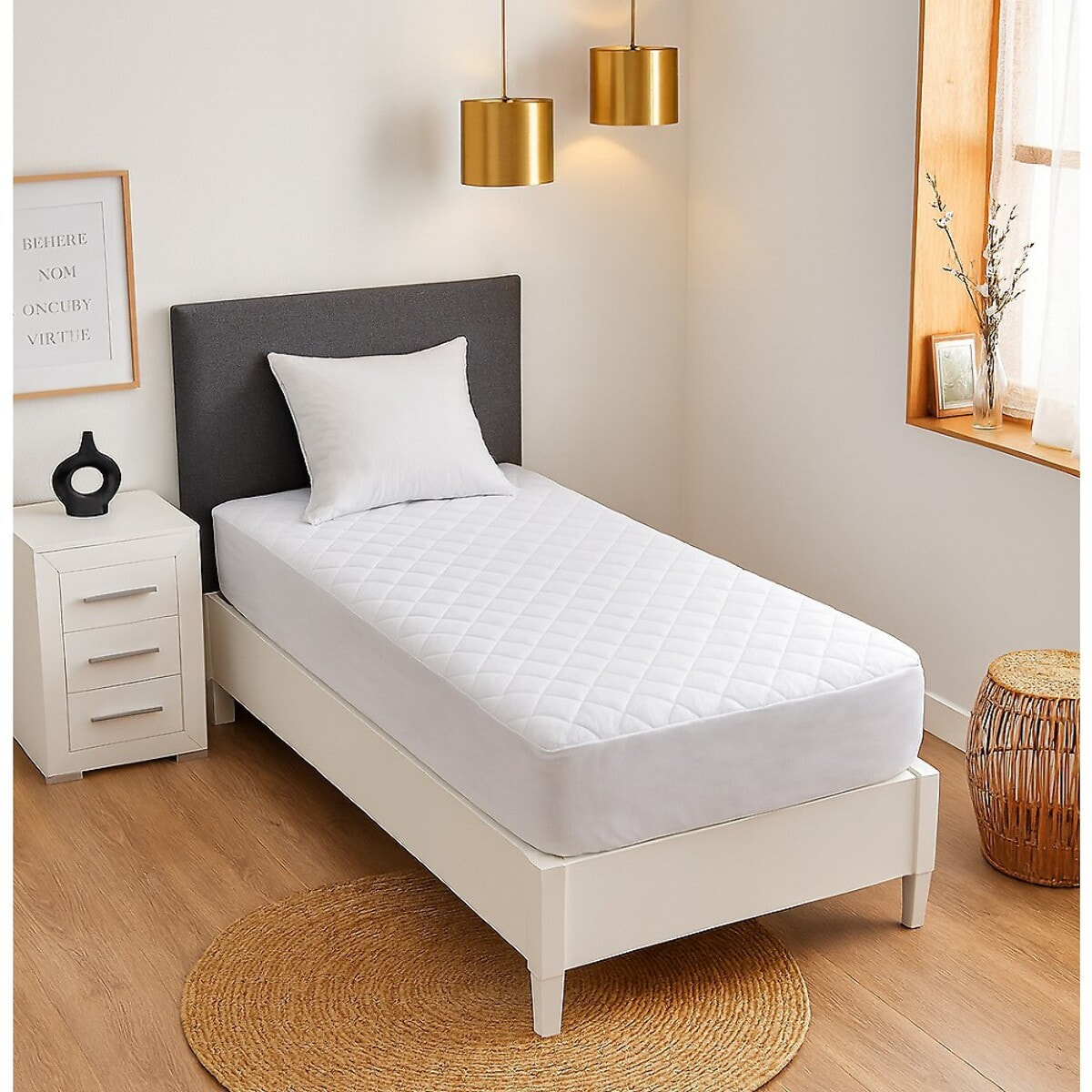 Protege matelas 100% polyester 75gsm quilte - blanc