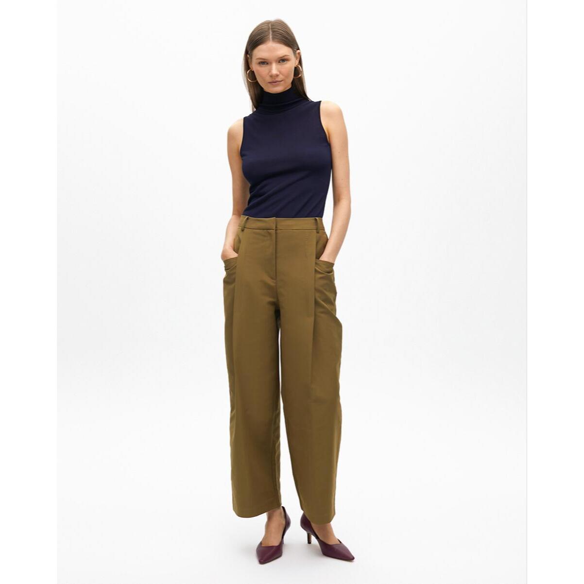 Pantaloni dritti cropped in popeline