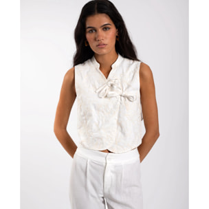 Chaleco de mujer bordado