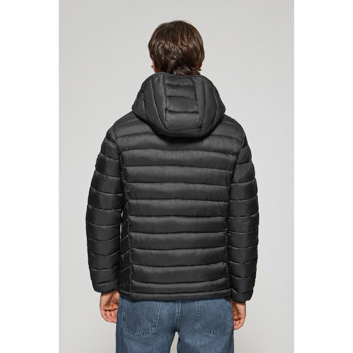 Giacca ultralight Corey nera con cappuccio rimovibile e ricamo PC