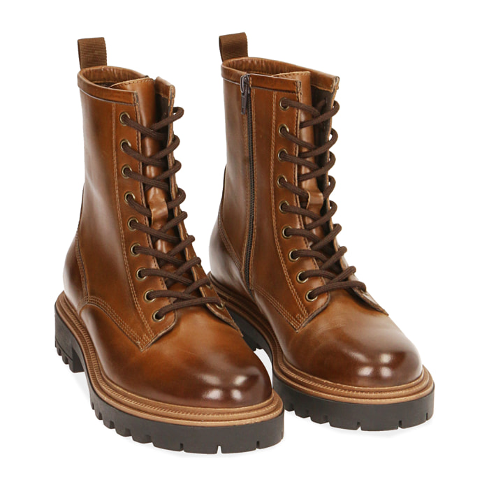 Anfibi cognac in pelle