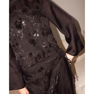 Blusa de cuello subido con bordado y lentejuelas de mujer