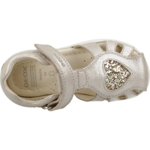 Sandalias Niña de la marca GEOX  modelo B SANDAL MACCHIA ORO