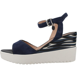 Sandalias Mujer de la marca STONEFLY  modelo ELY 11 NAPPA/GOAT SUEDE AZUL
