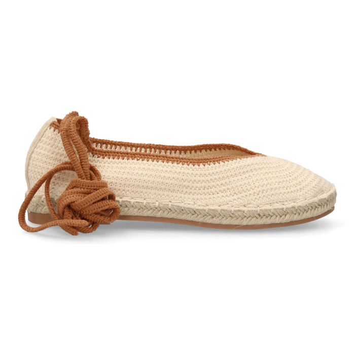 Alpargata plana mujer tejido flexible con cordones