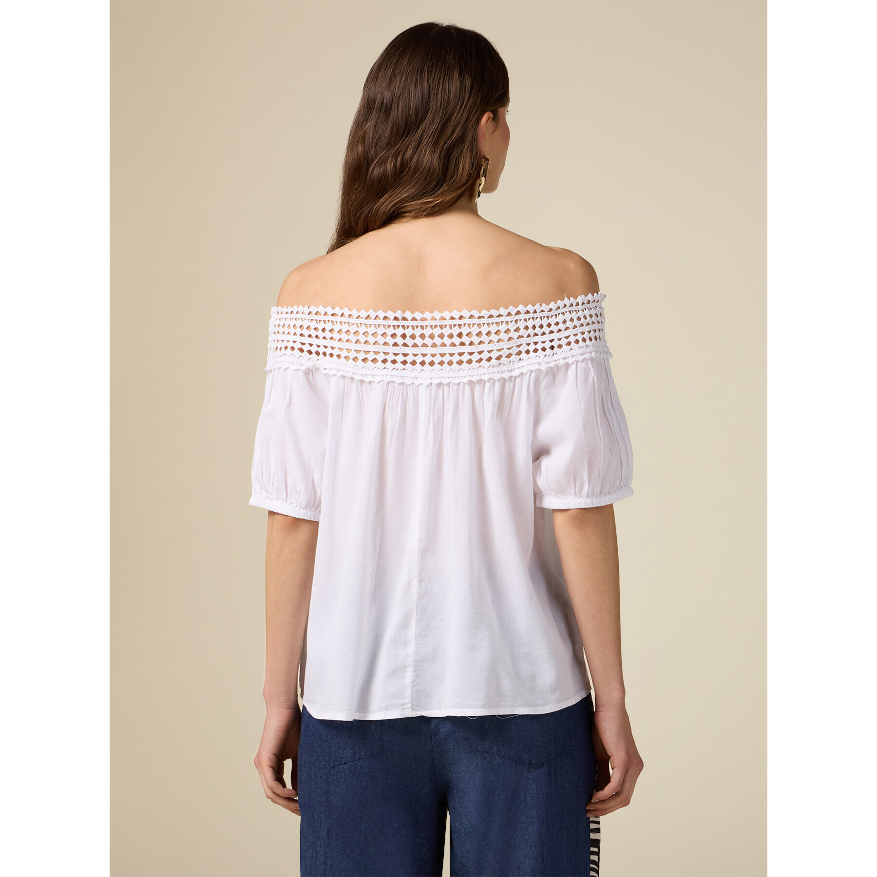 Oltre - T-shirt con bordo in macramé - Bianco